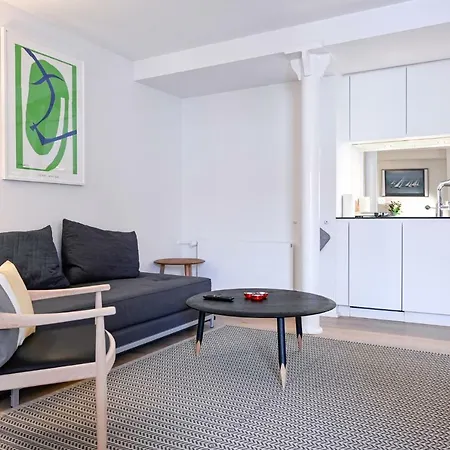 Modern And Bright In The Heart Of *