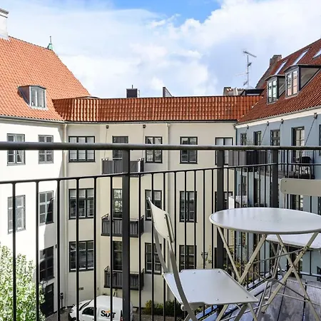 Modern And Bright In The Heart Of