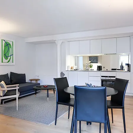 公寓 Modern And Bright In The Heart Of