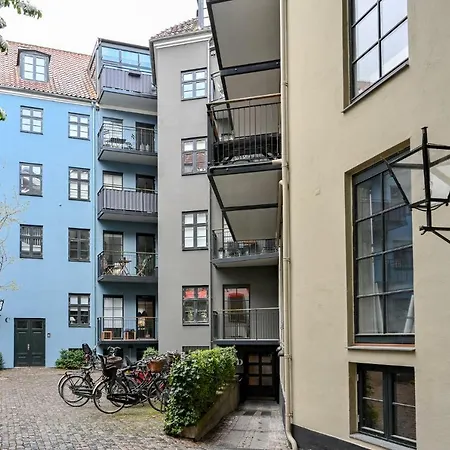 Modern And Bright In The Heart Of *